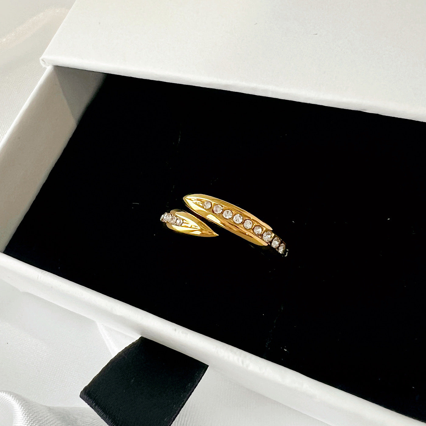 MARIAM Adjustable Ring